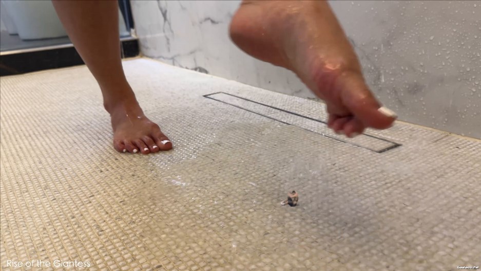 Rise of the Giantess – Big House with Little People – Giantess Gabriela Rise of the Giantess – Big House with Little People – Giantess Gabriela